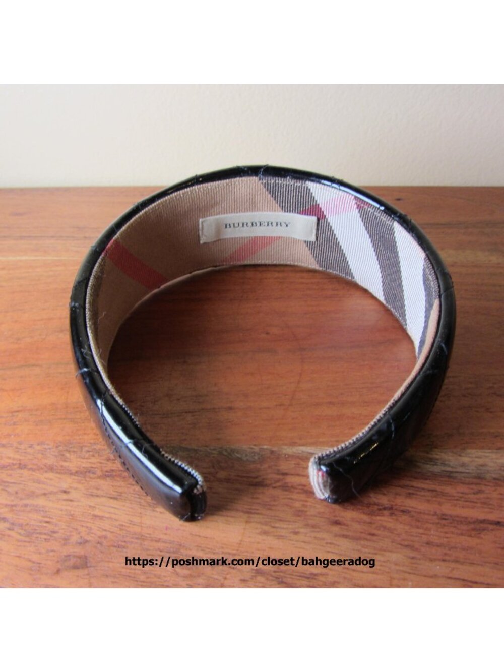 black quilted patent leather vintage Burberry head band (CL453)